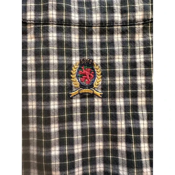 Tommy Hilfiger Button Down Men L Navy Blue Plaid Crest Short Sleeve Shirt Cotton - Picture 2 of 5